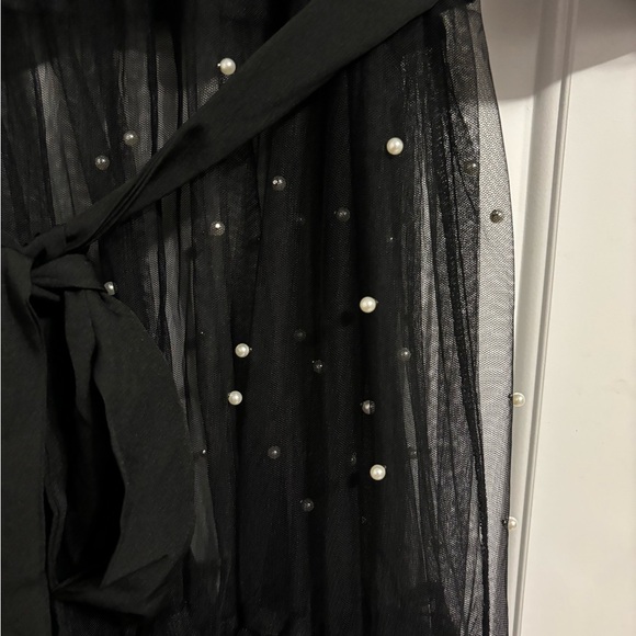 Long, Netted, Button Down Top - Picture 5 of 6